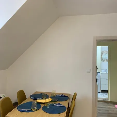 Mimoza Apartment